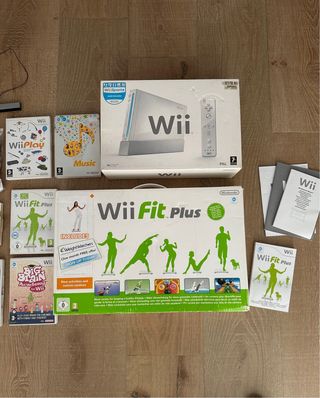 Nintendo Wii + Wii Fit Plus + Giochi