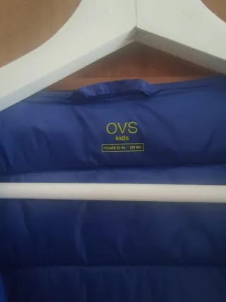 Chaqueta acolchada azul. Talla 164 cm. 13-14 años.