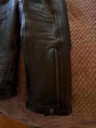 Chaqueta de cuero para moto mujer