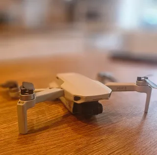 Dron DJI Mini 2 pack more fly