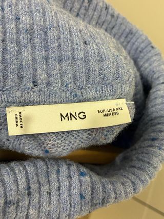 Jersey cuello vuelto azul