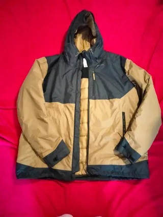 Chaquetón de Decathlon hombre color caqui y negro