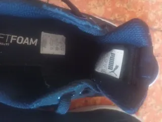 Zapatillas Puma Negras y Blancas