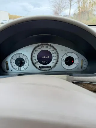 Mercedes-Benz Clase E 2004