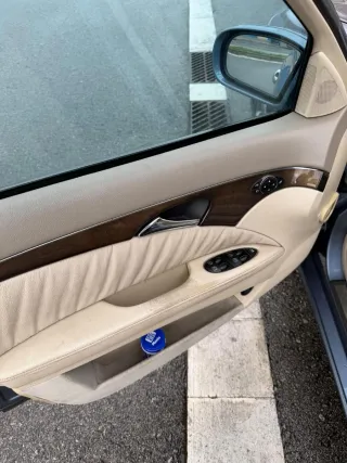 Mercedes-Benz Clase E 2004