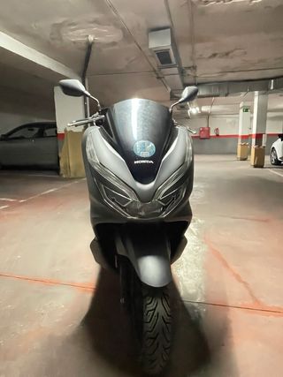 Honda PCX Gris 125cc 2020  Precio negociable