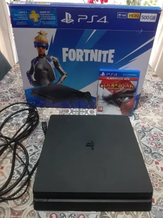 PS4 Slim + God of War III