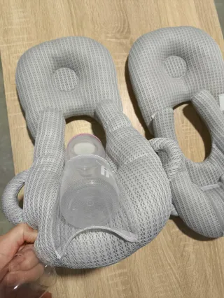 Almohada para bebé biberones