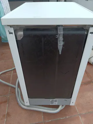 En Castelldefels Playa, lavavajillas con manual