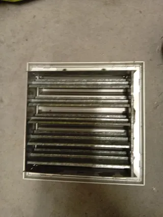 Rejilla ventilación aluminio