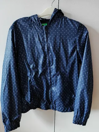 Cortavientos niña Benetton lunares