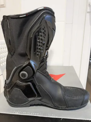 Botas de moto Dainese talla 42 como nuevas
