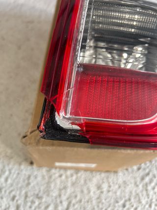 Piloto trasero Nissan Navara 2005-2015