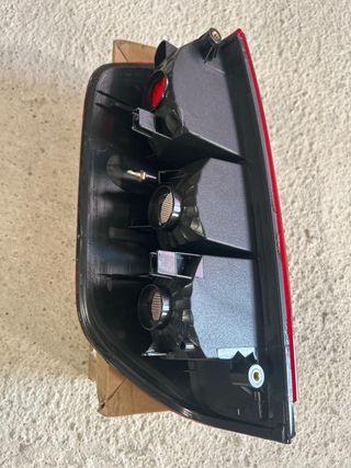 Piloto trasero Nissan Navara 2005-2015