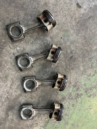 Pistones y bielas NFU