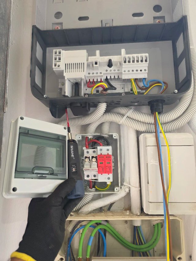 Instalador profesional de paneles solares en VLC