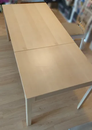 Mesa de comedor extensible EKEDALEN madera de haya