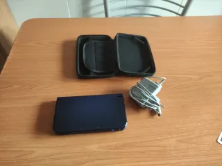 Nintendo 3DS Azul + Accesorios