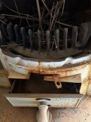 Estufa de Hierro Fundido Antigua