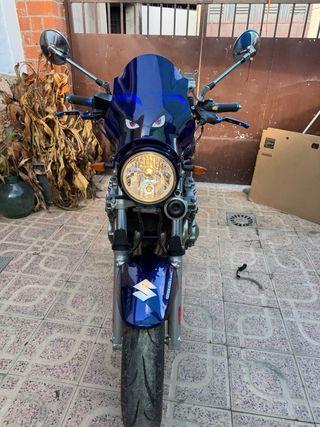 Suzuki Bandit 600cc Azul
