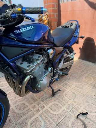 Suzuki Bandit 600cc Azul