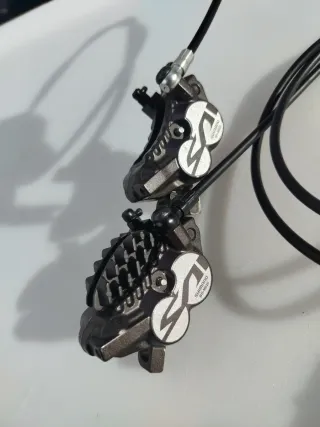 Frenos Shimano Saint