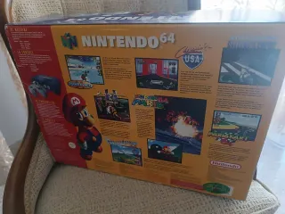 Nintendo 64+Mario. Buen estado. PAL EUR