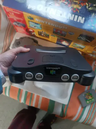 Nintendo 64+Mario. Buen estado. PAL EUR
