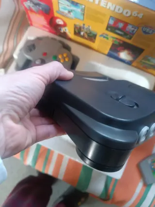 Nintendo 64+Mario. Buen estado. PAL EUR