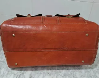 Maletín antiguo de cuero marrón