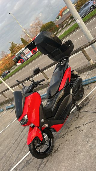 Yamaha NMAX 125 2023 Roja