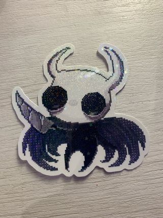 Pegatina Hollow Knight Pixel Art Brillante