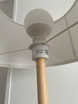 Lámpara de pie moderna