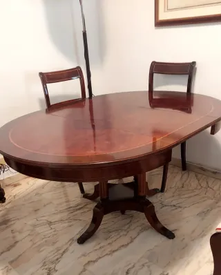 Mesa de caoba redonda  extensible