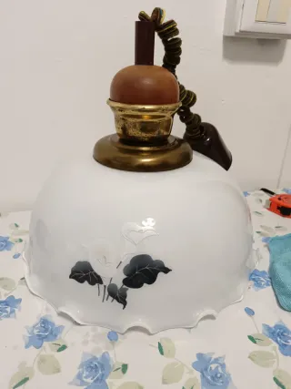 Lampadario vintage vetro opalino decorato