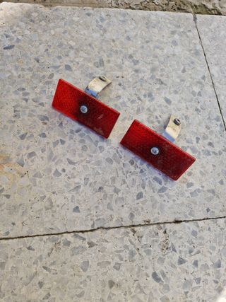 Reflectores Quad Rojos (2 unidades)