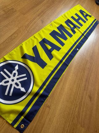 BANDERA DECORATIVA YAMAHA RACING LOGO MOTO
