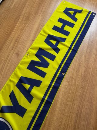 BANDERA DECORATIVA YAMAHA RACING LOGO MOTO