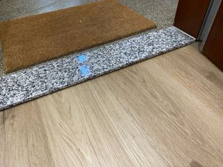 Montaje Suelo vinílico SPC