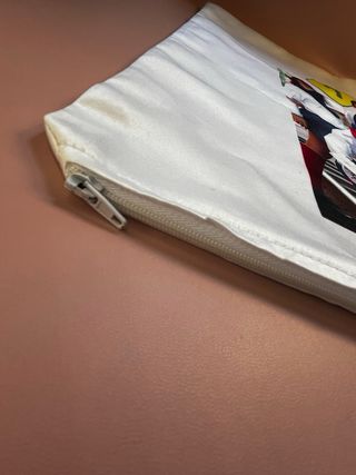 Funda cojín y sudadera Rebelde Way