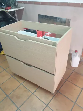 Mueble de baño de madera