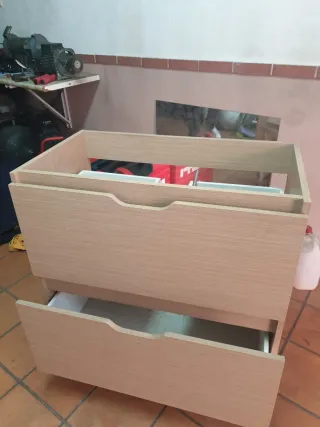 Mueble de baño de madera