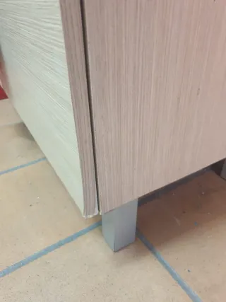 Mueble de baño de madera