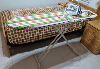 Plancha Rowenta + Tabla de Planchar