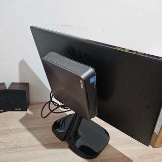 Mini PC ASUS + Pantalla LG + Teclado + Ratón