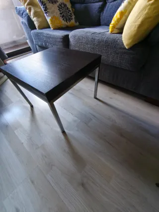 Mesa de centro o rincón negra