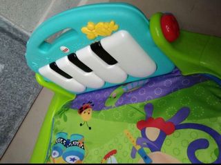 Gimnasio Bebé Fisher-Price Piano Juguetes