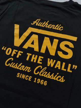 Camiseta Vans Off The Wall Negra