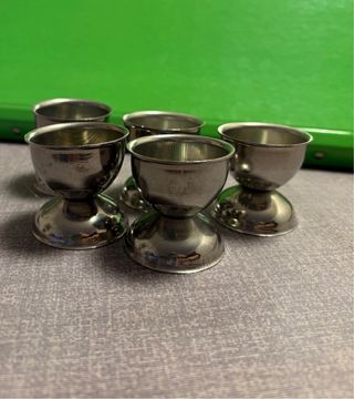 5 Hueveras Metálicas Plateadas