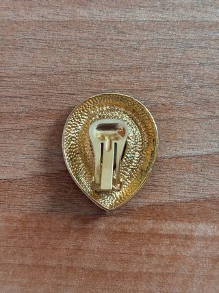 Pendientes vintage dorados con cristal